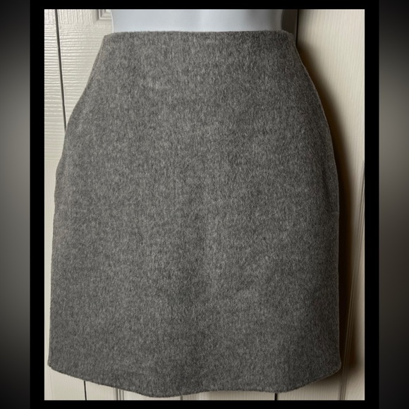 THEORY Mini Skirt New Divide Clean Pencil Wool Cashmere Gray New Money 00 - Picture 2 of 12
